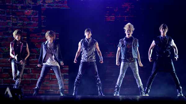 ประมวลภาพคอนเสิร์ต Korean Music Wave in Bangkok 2012
