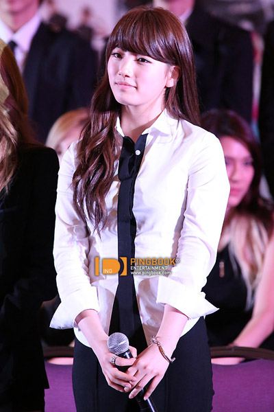 ประมวลภาพคอนเสิร์ต Korean Music Wave in Bangkok 2012