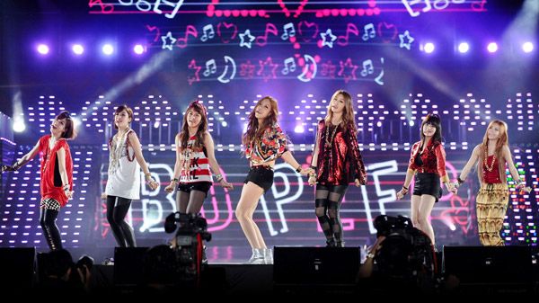 ประมวลภาพคอนเสิร์ต Korean Music Wave in Bangkok 2012