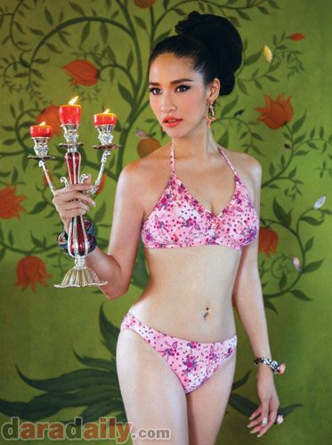 ชมพู่ พลอย 2ซุปเปอร์สตาร์ที่ร้อนแรง เจิดจรัสแห่งวงการ