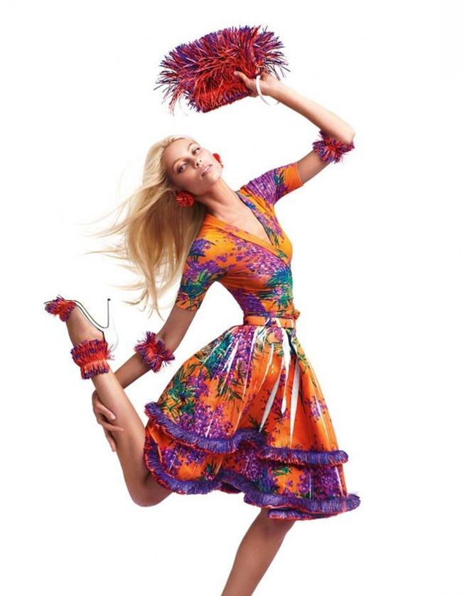 CAMPAIGN: VIKA FALILEEVA FOR BLUMARINE SPRING 2012 BY PHOTOGRAPHER SEBASTIAN FAENA