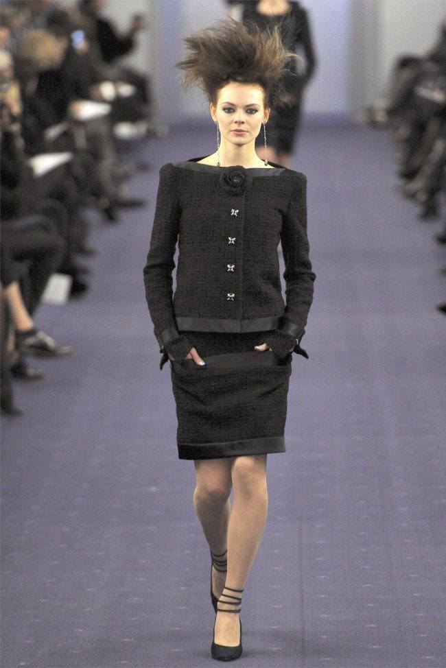 PARIS HAUTE COUTURE: CHANEL SPRING 2012 COUTURE