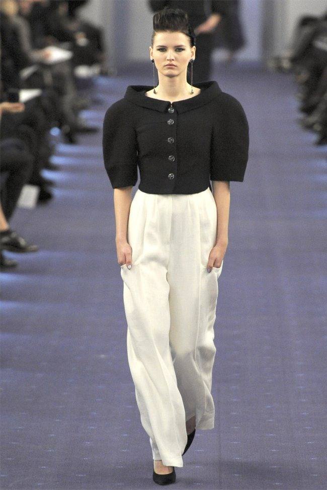 PARIS HAUTE COUTURE: CHANEL SPRING 2012 COUTURE