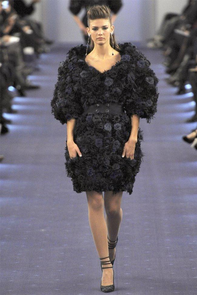 PARIS HAUTE COUTURE: CHANEL SPRING 2012 COUTURE