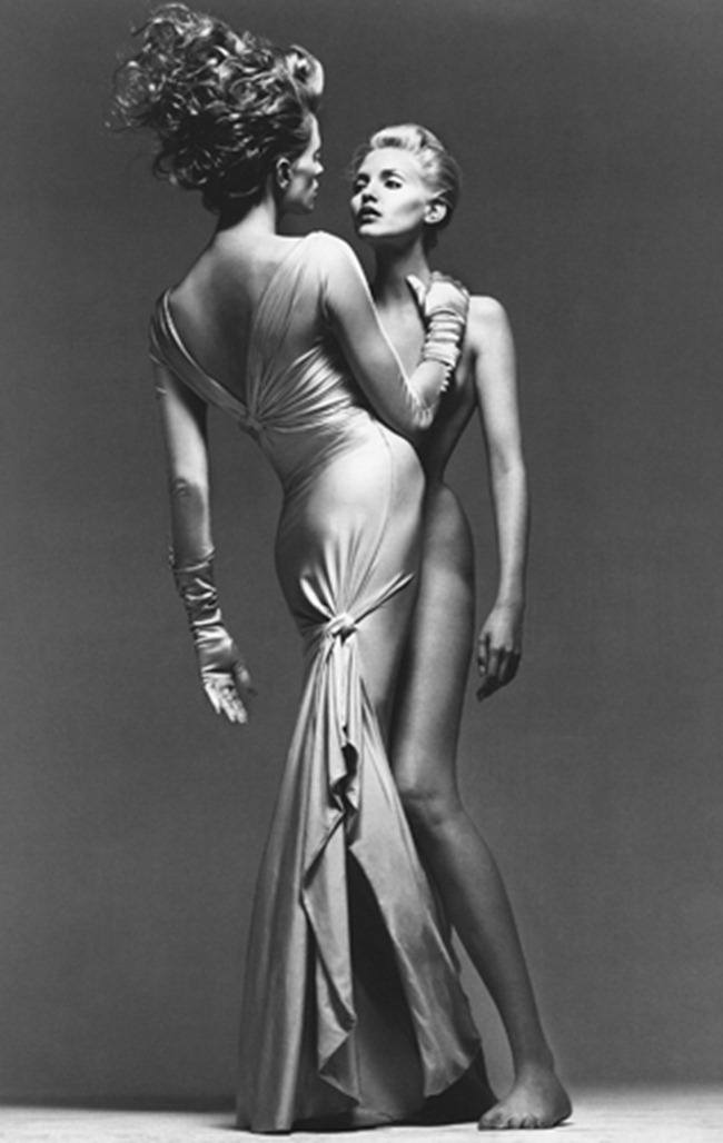 WE &hearts; VERSACE: NADJA AUERMANN & KRISTEN MCMENAMY FOR VERSACE SPRING 1995 BY PHOTOGRAPHER STEVEN MEISE