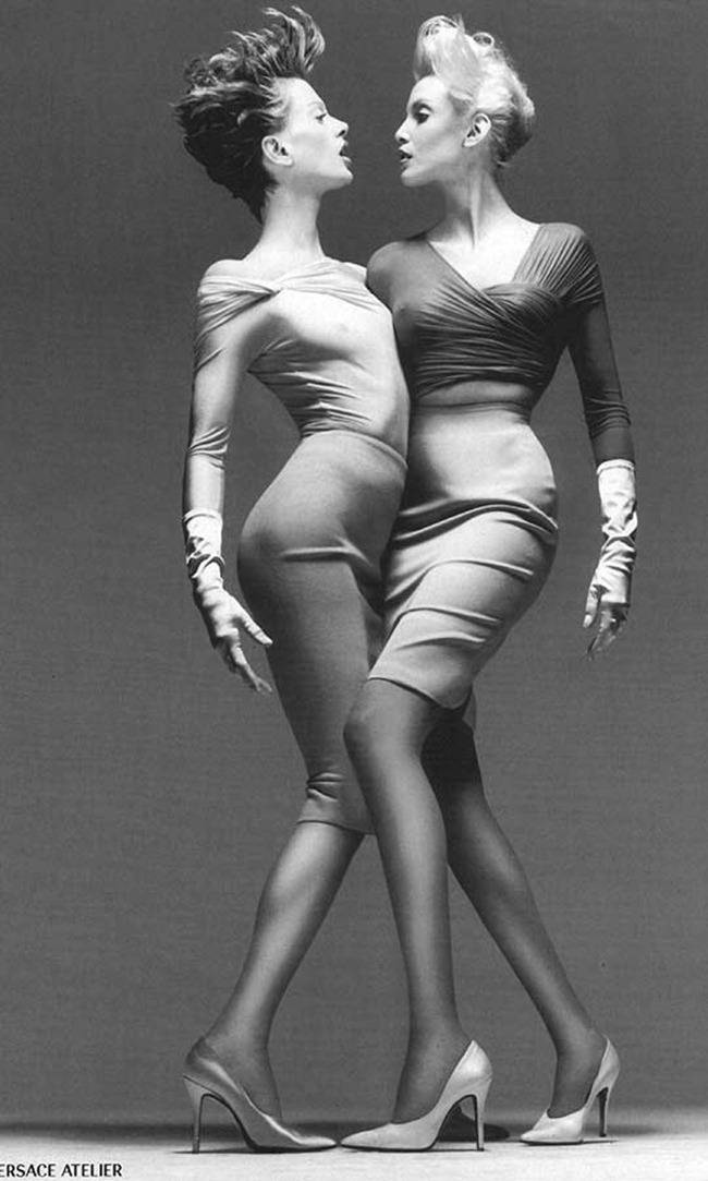 WE &hearts; VERSACE: NADJA AUERMANN & KRISTEN MCMENAMY FOR VERSACE SPRING 1995 BY PHOTOGRAPHER STEVEN MEISE