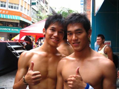 บริหารกล้ามเนื้อยามเช้ากันครับ