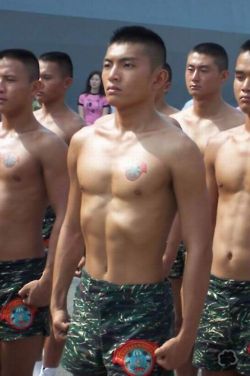 บริหารกล้ามเนื้อยามเช้ากันครับ