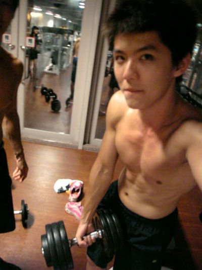 บริหารกล้ามเนื้อยามเช้ากันครับ