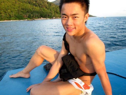 บริหารกล้ามเนื้อยามเช้ากันครับ