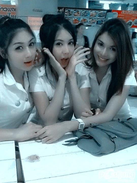 คนกลาง/COMMENT(: