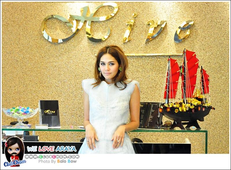 ชมพู่ อารยา @ Hive Salon Langsuan