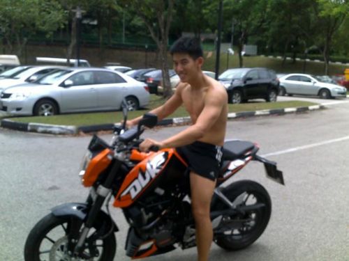 พอไหวสักคนมั้ย