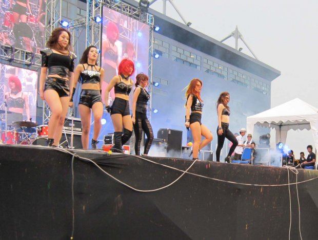 ภาพบรรยากาศสงกรานต์บุรีรัมย์มาฝากค่ะ