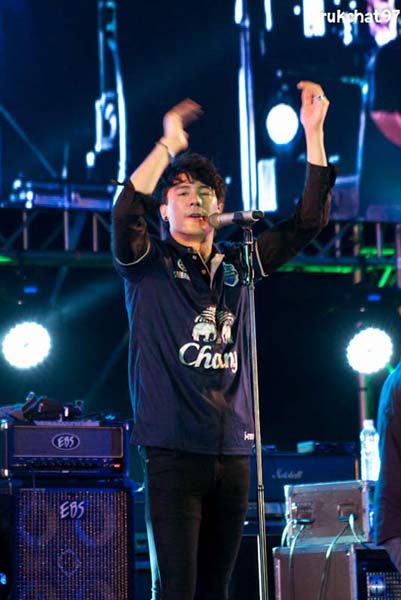 มหาสงกรานต์หลากสี บุรีรัมย์หรรษา
