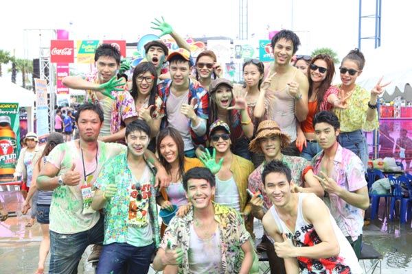 มหาสงกรานต์หลากสี บุรีรัมย์หรรษา