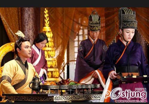Beauties of the Emperor / 王的女人 / Wang De Nu Ren (2012)