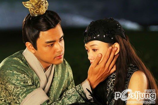 Beauties of the Emperor / 王的女人 / Wang De Nu Ren (2012)