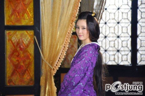 Beauties of the Emperor / 王的女人 / Wang De Nu Ren (2012)