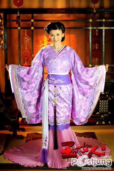Beauties of the Emperor / 王的女人 / Wang De Nu Ren (2012)