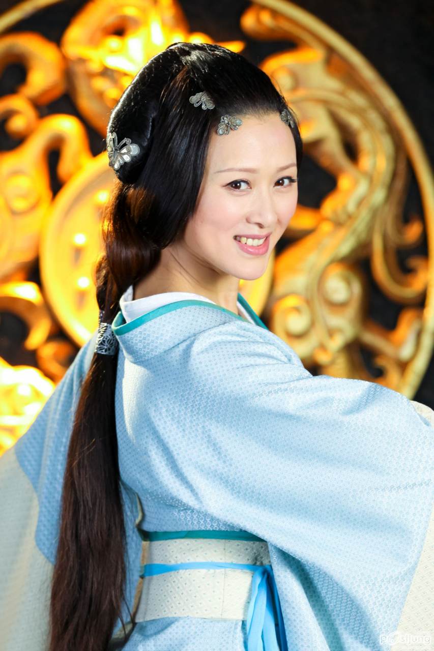 Beauties of the Emperor / 王的女人 / Wang De Nu Ren (2012)