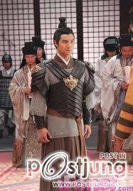 Beauties of the Emperor / 王的女人 / Wang De Nu Ren (2012)