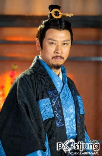 Beauties of the Emperor / 王的女人 / Wang De Nu Ren (2012)