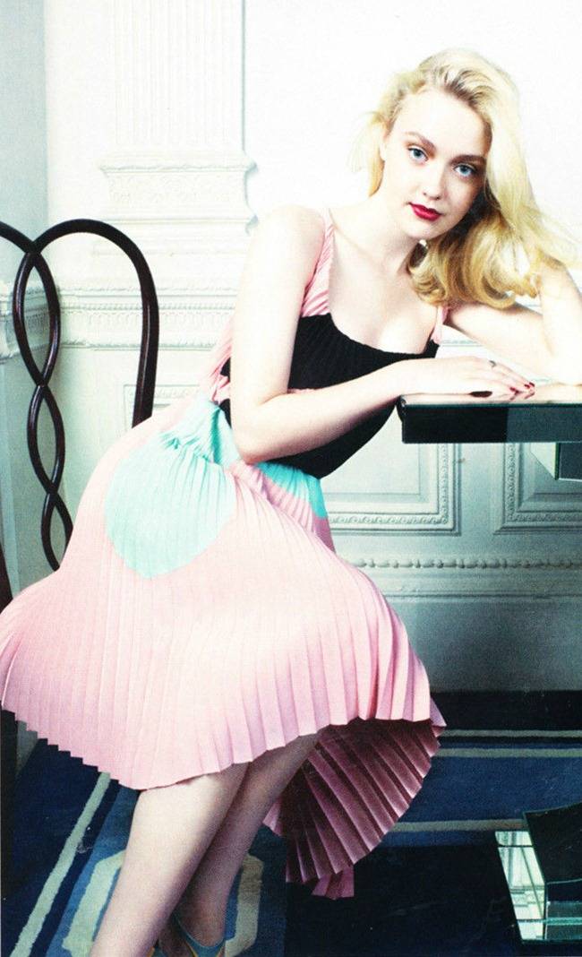 ELLE UK: DAKOTA FANNING IN "DAKOTA WILL SEE YOU NOW..." BY PHOTOGRAPHER DAVID SLIJPER