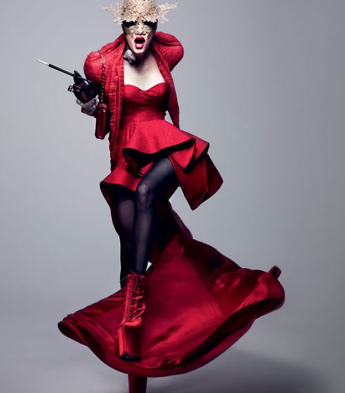 INTERVIEW MAGAZINE: GLAMOUR VIXENS BY CRAIG MCDEAN