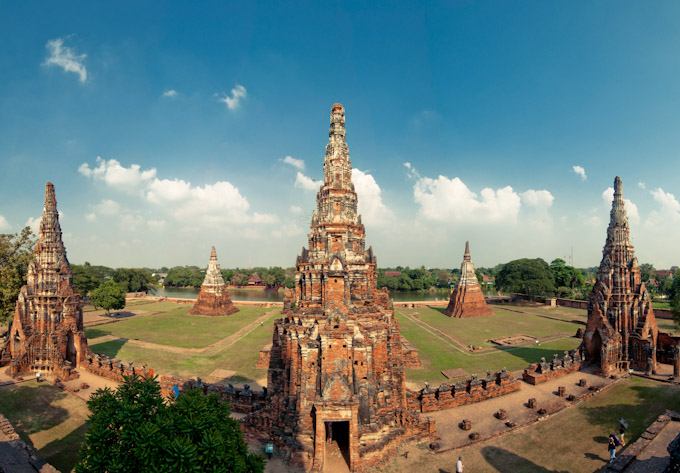 พระนครศรีอโยธยาศรีรามเทพนคร........