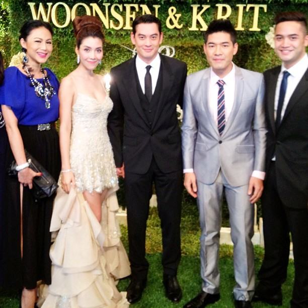 [Pics] บรรยากาศงานแต่งของ "วุ้นเส้น - ชาคริต"