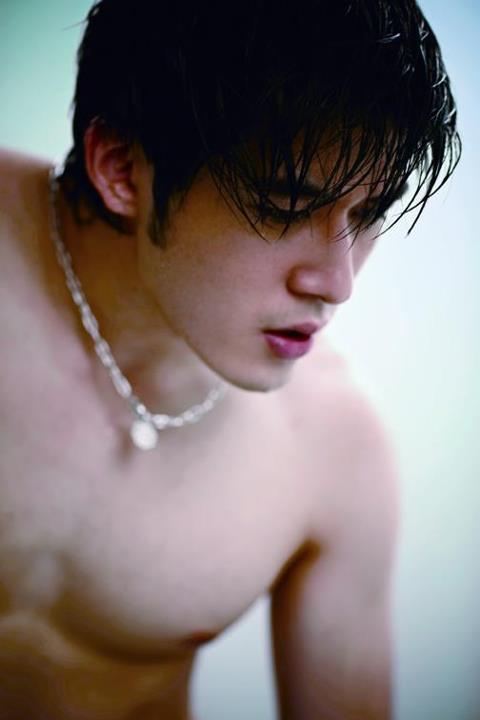 VOLUME vol.7 no.166 April 2012