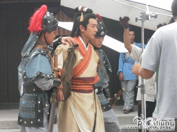 《薛平贵与王宝钏》 Love Amongst War  (2012)