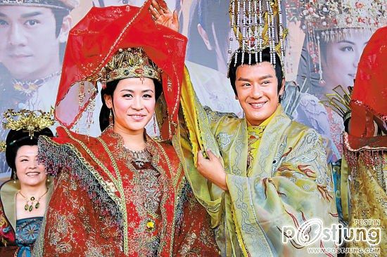 《薛平贵与王宝钏》 Love Amongst War  (2012)