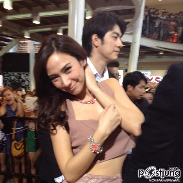 นางพญาเบอร์หนึ่ง กับ Prada!!