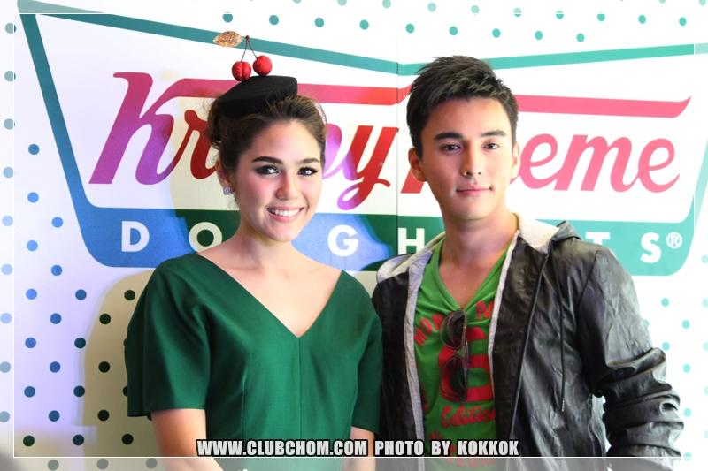 ชมพู่ อารยา ในงานเปิดร้าน Krispy Kream at The mall bang kapi