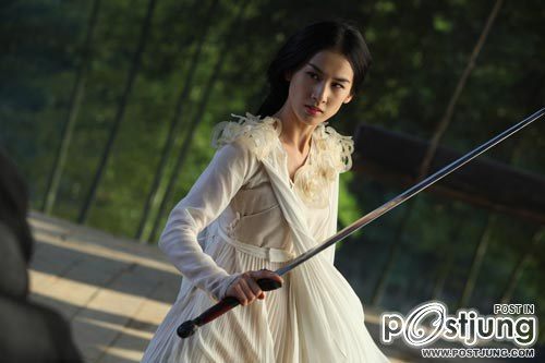 นางพญางูขาว และนางพญางูเขียว ตั้งแต่ ปี2006 ถึง ปี2011