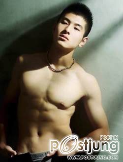 ล่ำ่จัดหนัก หล่อจัดเต็ม