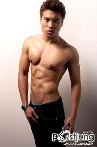 ล่ำ่จัดหนัก หล่อจัดเต็ม