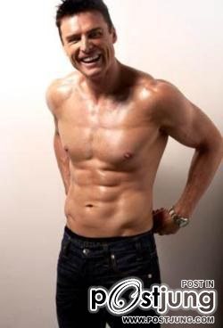 ล่ำ่จัดหนัก หล่อจัดเต็ม