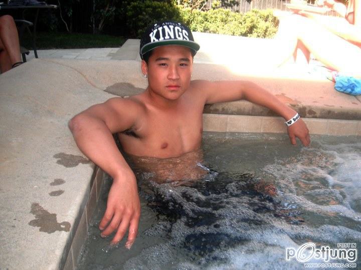 ล่ำ่จัดหนัก หล่อจัดเต็ม
