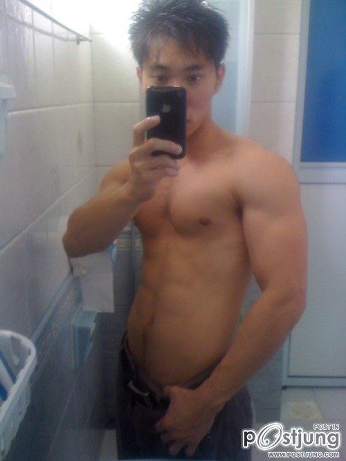หล่่่่่อๆล่ำๆ