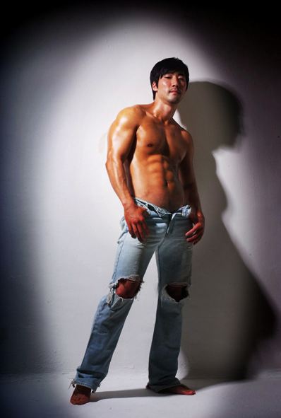 หล่่่่่อๆล่ำๆ
