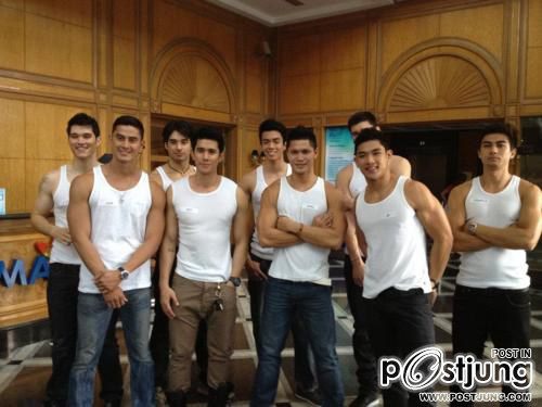 ชาติเพื่อนบ้านหล่อล่ำน่าดู
