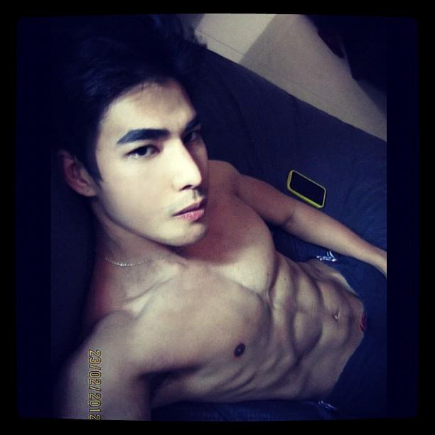 แอบรักนายแบบคนนี้ แทนไทย