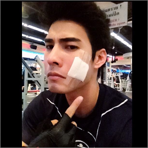 แอบรักนายแบบคนนี้ แทนไทย