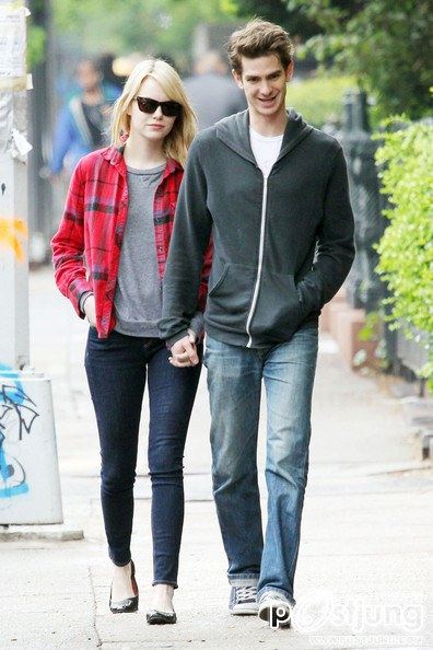 เอ็มม่า สโตน เเละ แอนดรู กาฟิล