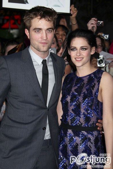 Kristen Stewart , Robert Pattinson , Taylor Lautner