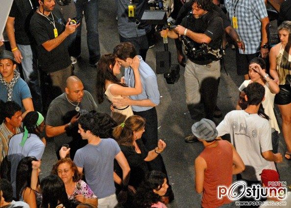 Kristen Stewart , Robert Pattinson , Taylor Lautner