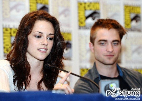Kristen Stewart , Robert Pattinson , Taylor Lautner